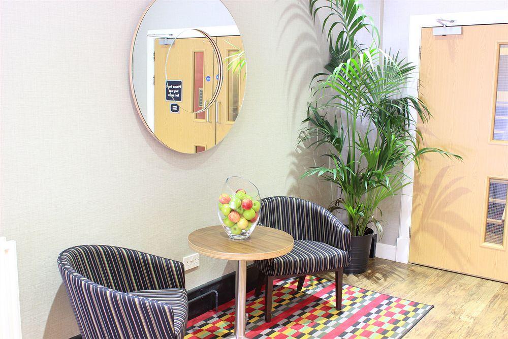Cityroomz 3* Edinburgh